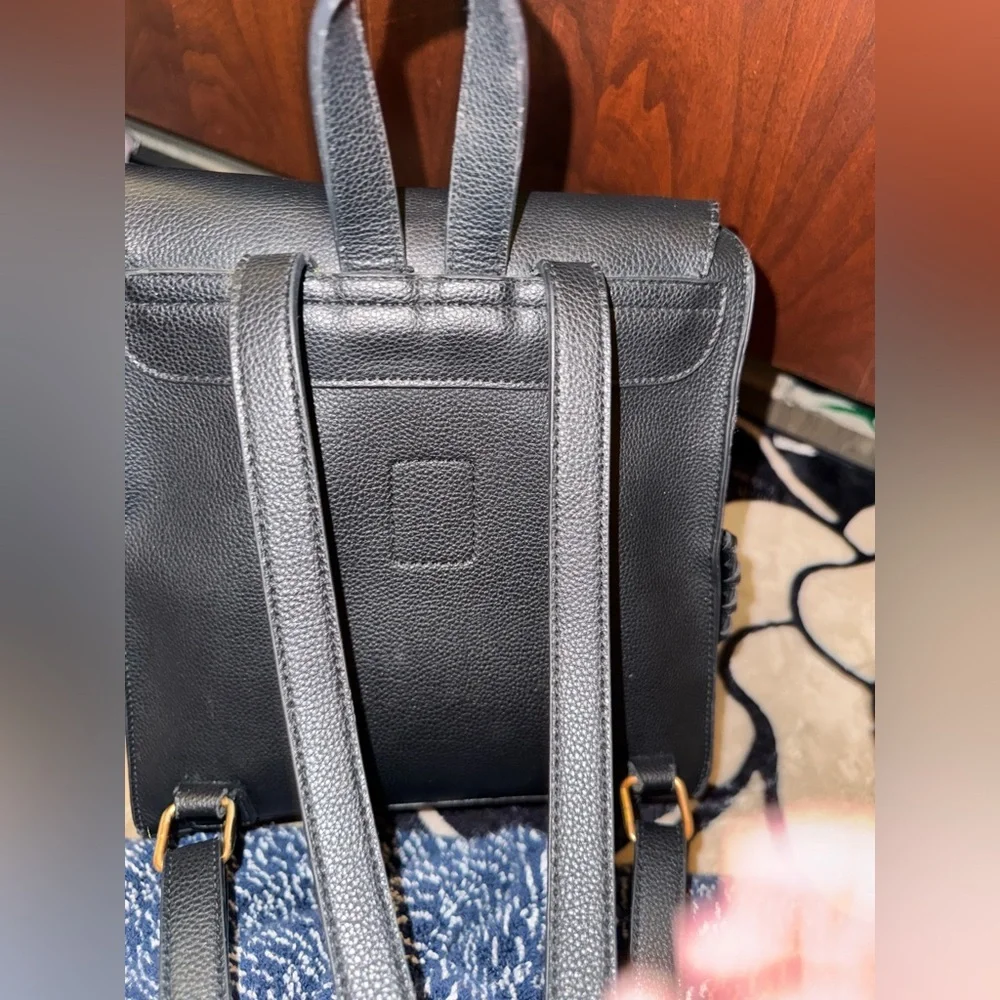 Chic and Versatile LD Design Black Backpack Purse with Unique Pocket Detail